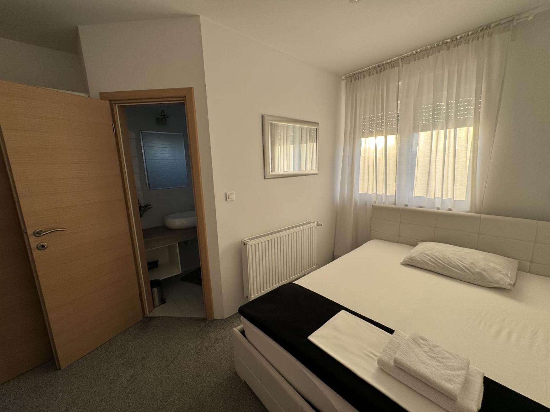 Pansion Komfor Fitea Ösek Dış mekan fotoğraf